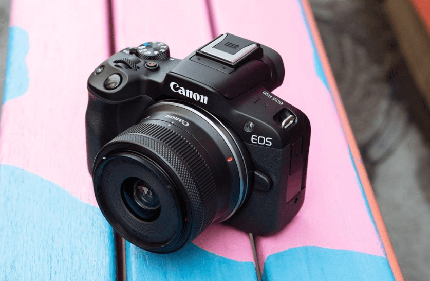 Canon EOS R50